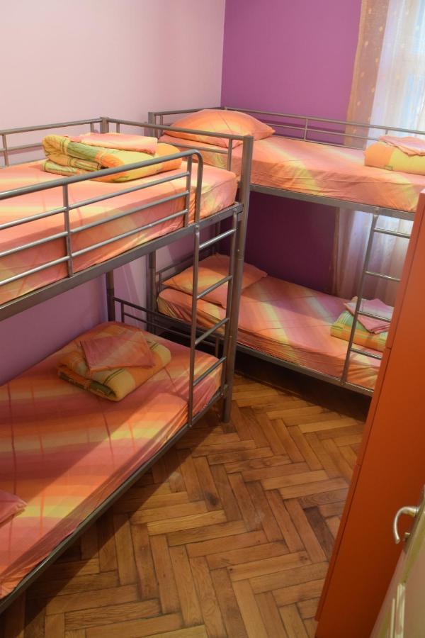 Old Town Hostel Split Bagian luar foto