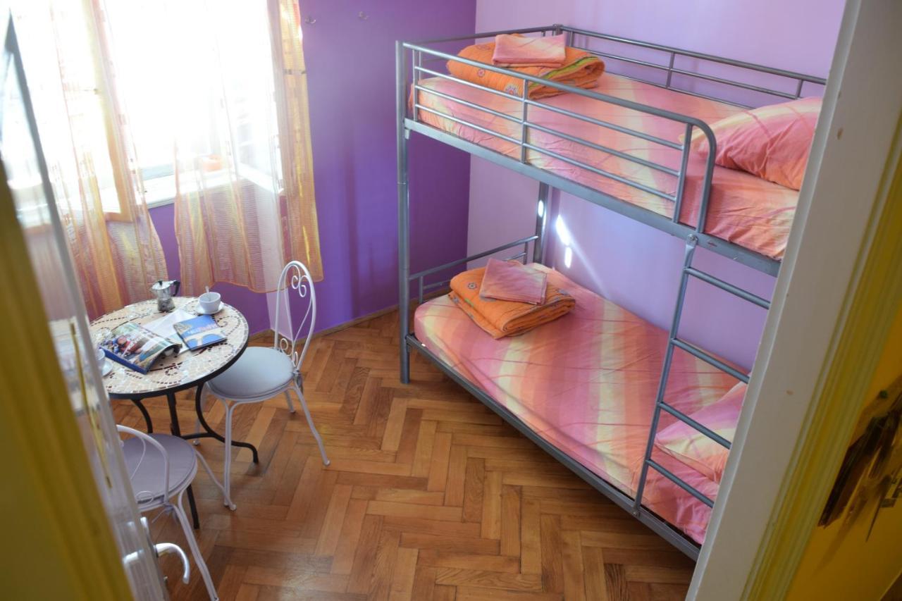 Old Town Hostel Split Bagian luar foto